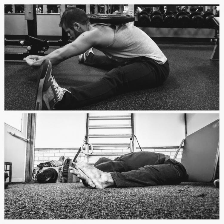Seatedstraddle2016.jpg